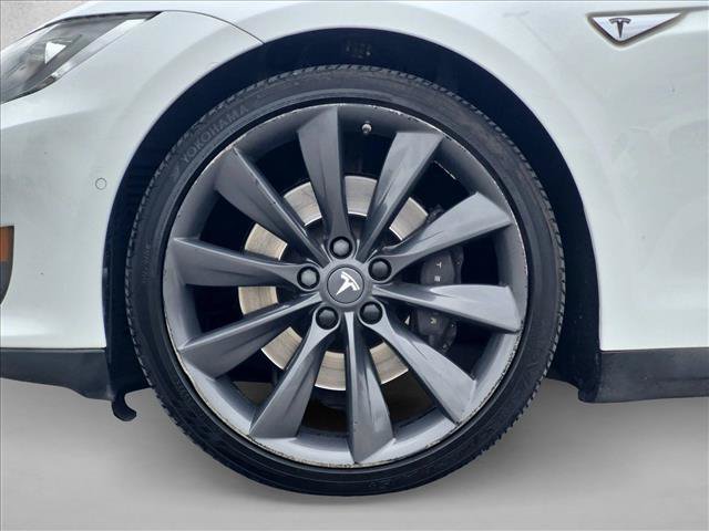 Used 2016 Tesla Model S 70 RWD image 22