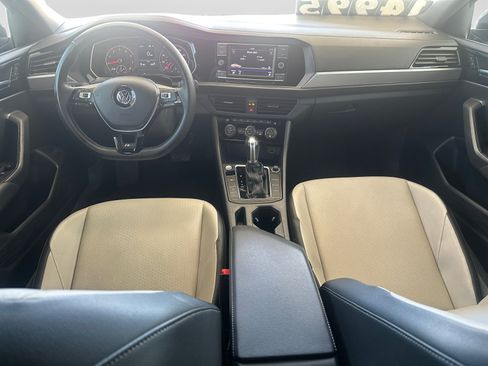 Used 2019 Volkswagen Jetta R-Line FWD image 15