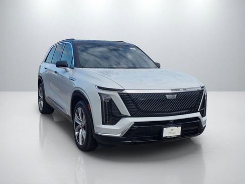 New 2026 Cadillac Vistiq Luxury AWD/4WD image 3