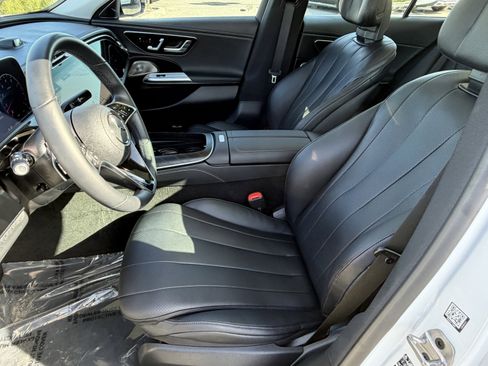 Used 2025 Mercedes-Benz E 450 4MATIC All-Terrain Wagon image 18