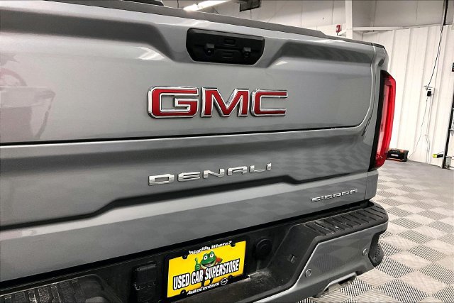 Used 2024 GMC Sierra 1500 Denali w/ Denali Reserve Package AWD/4WD image 9