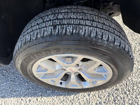 Used 2018 GMC Sierra 1500 SLT w/ SLT Premium Package image 15