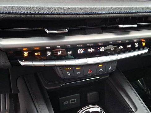 Used 2024 Cadillac XT4 Sport w/ Cold Weather Package image 19