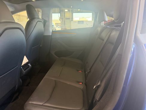 Used 2026 Tesla Model Y Long Range AWD/4WD image 19
