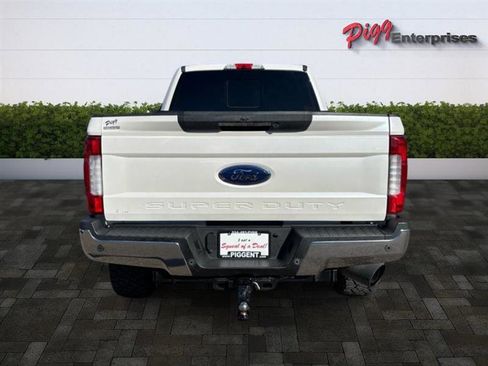 Used 2017 Ford F250 Lariat w/ Lariat Ultimate Package image 6