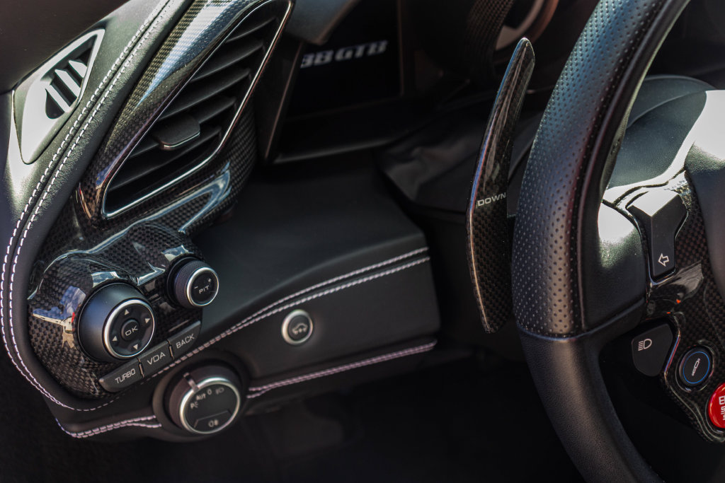 Certified 2018 Ferrari 488 GTB RWD image 35