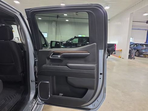 Used 2024 Chevrolet Silverado 1500 RST AWD/4WD image 28