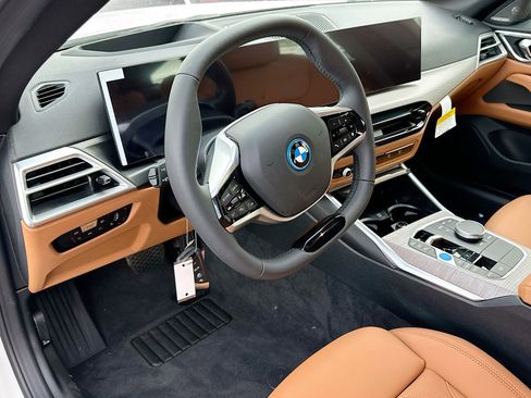 New 2026 BMW i4 eDrive40 RWD image 7