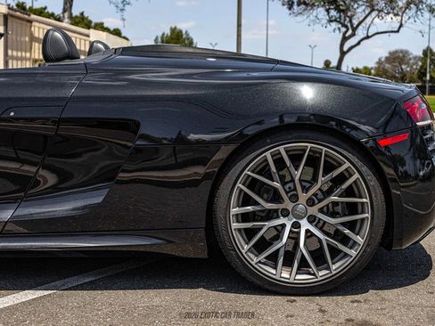 Used 2014 Audi R8 V10 w/ Full Leather Package AWD/4WD image 5