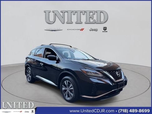 Used 2020 Nissan Murano SV image 1