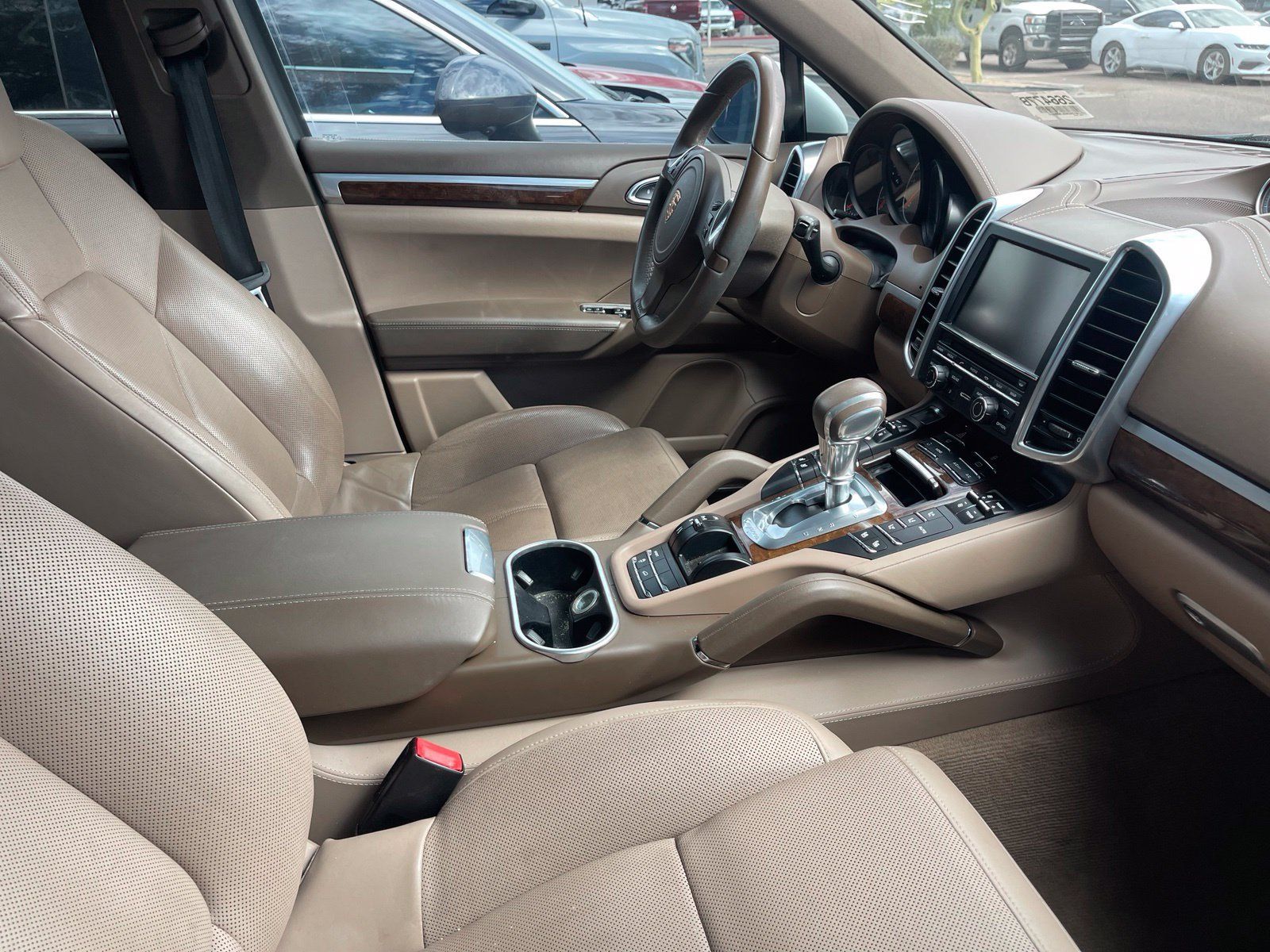 Used 2013 Porsche Cayenne Diesel AWD/4WD image 5