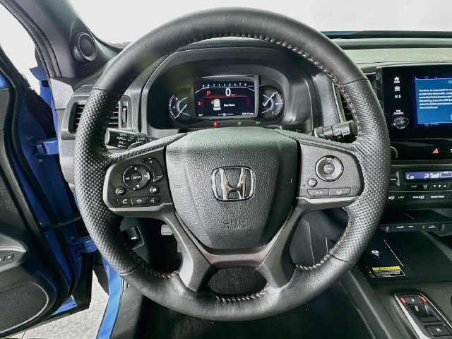 Certified 2025 Honda Passport TrailSport image 25
