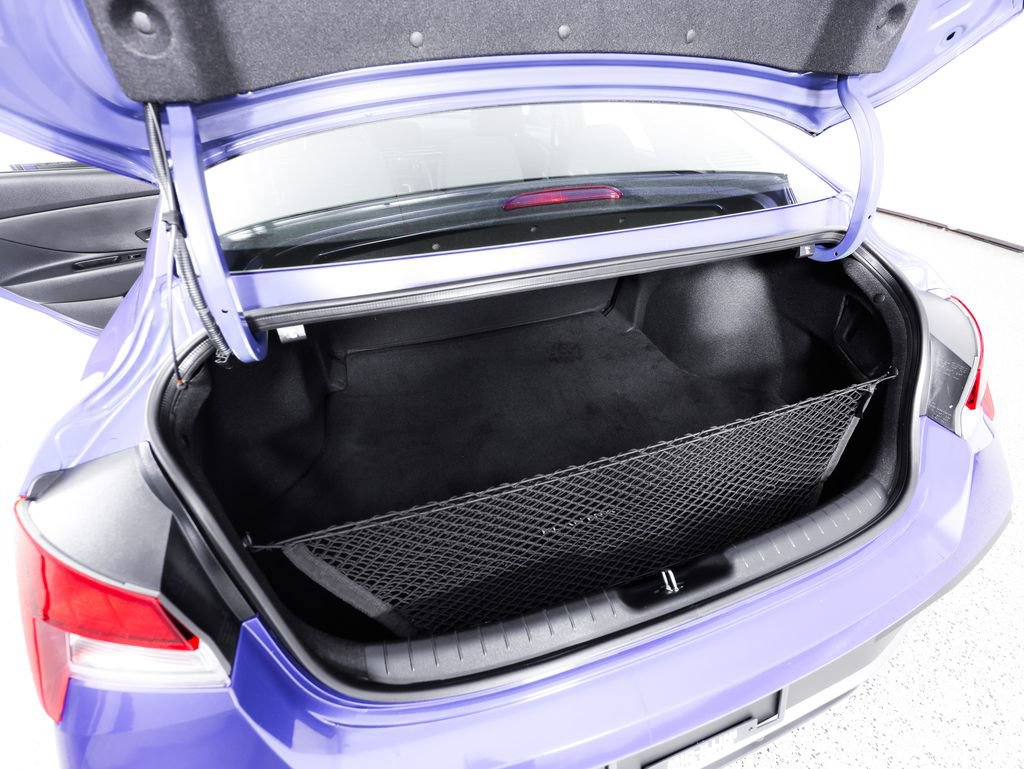 Used 2024 Hyundai Elantra SEL FWD image 14