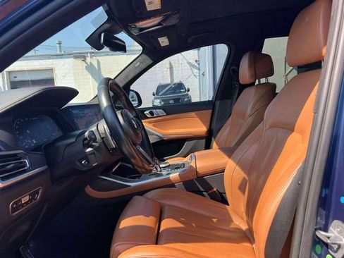 Used 2020 BMW X7 M50i w/ Dynamic Handling Package AWD/4WD image 26
