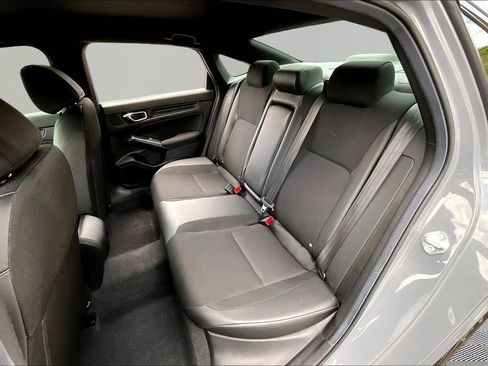 Used 2025 Honda Civic Sport image 18
