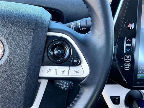 Used 2019 Toyota Prius Prime Advanced FWD image 12