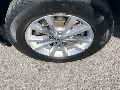 Used 2024 Dodge Durango SXT image 17