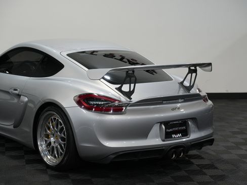 Used 2016 Porsche Cayman GT4 image 18