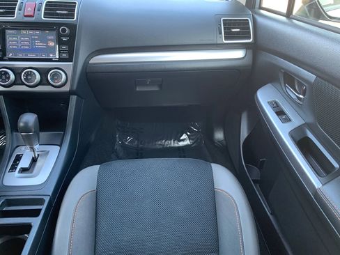 Used 2016 Subaru Crosstrek 2.0i Premium w/ Moonroof Package AWD/4WD image 11