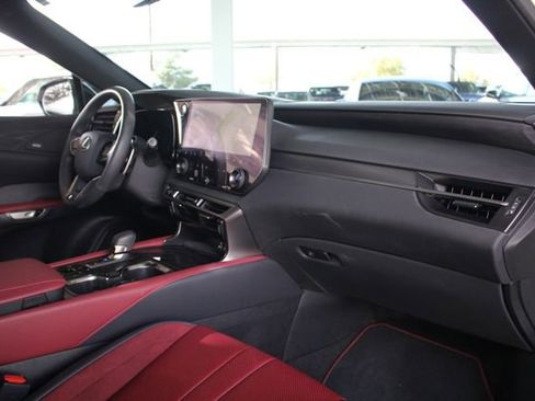 Used 2024 Lexus RX 500h F Sport image 24