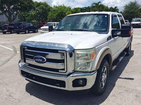 Used 2011 Ford F250 Lariat w/ Lariat Interior Pkg RWD image 3