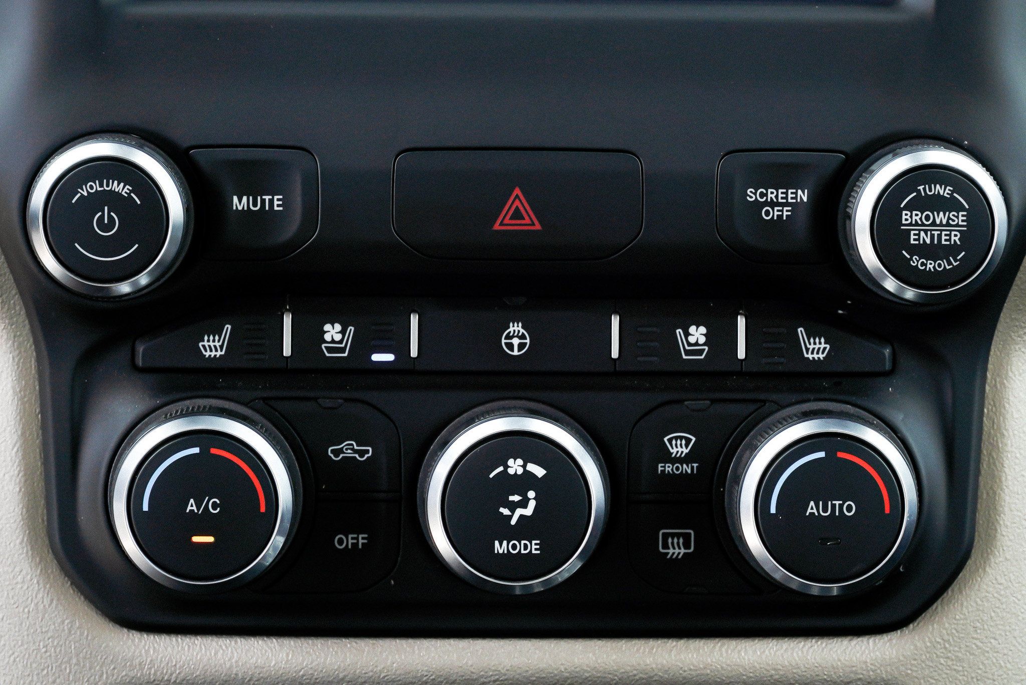 Used 2022 RAM 1500 Laramie AWD/4WD image 39