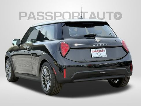New 2026 MINI Cooper 2-Door Hardtop FWD image 4