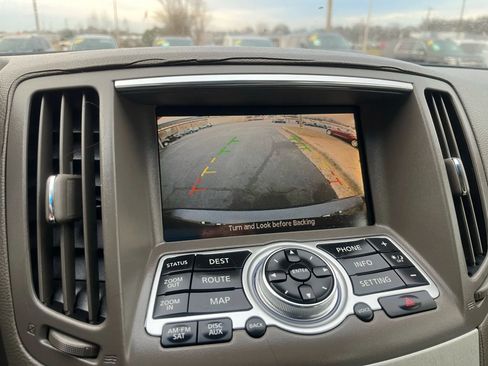 Used 2009 INFINITI G37 Journey w/ Premium Pkg image 15