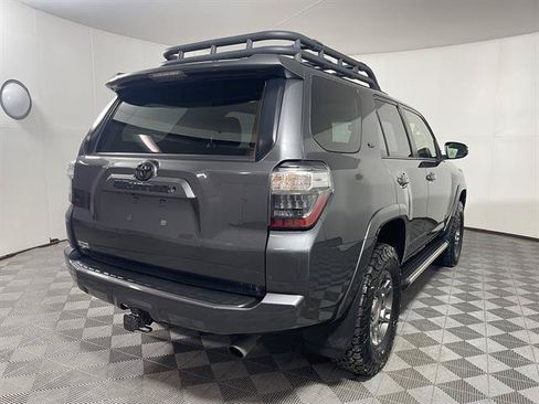Used 2016 Toyota 4Runner SR5 Premium AWD/4WD image 7