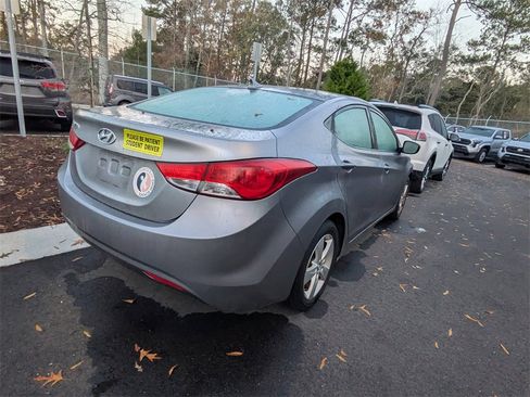 Used 2011 Hyundai Elantra GLS w/ Preferred Equipment Pkg 3 image 6