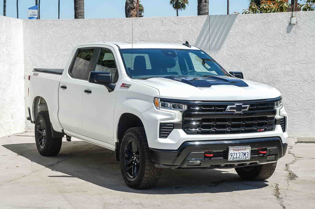 Used 2022 Chevrolet Silverado 1500 LT Trail Boss AWD/4WD image 3