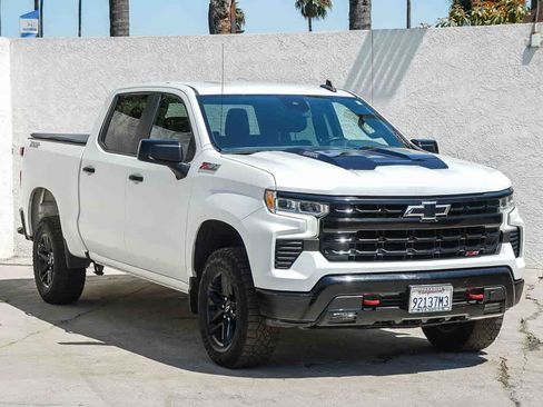 Used 2022 Chevrolet Silverado 1500 LT Trail Boss AWD/4WD image 3