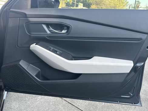 Used 2024 Honda Accord EX-L image 14