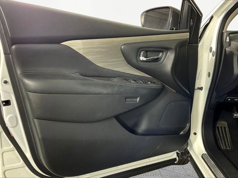 Used 2016 Nissan Murano SL AWD/4WD image 20