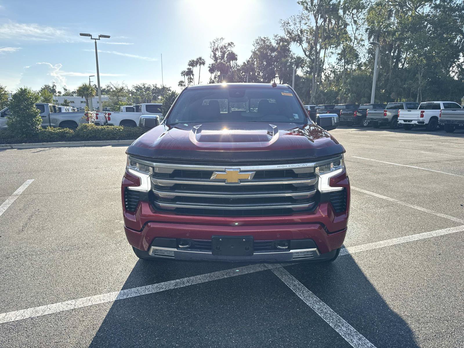 Used 2023 Chevrolet Silverado 1500 High Country w/ Z71 Off-Road Package AWD/4WD image 8