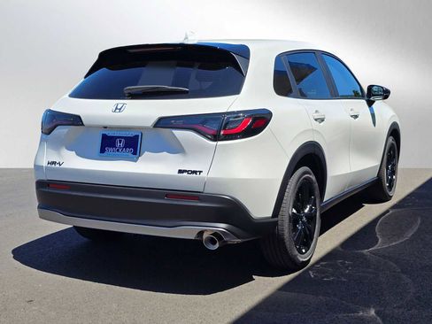 New 2026 Honda HR-V Sport image 7