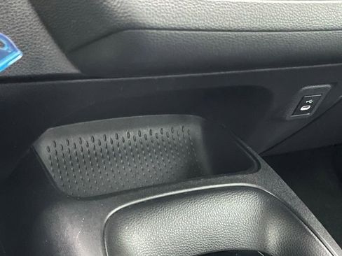 Used 2024 Toyota Corolla LE FWD image 19