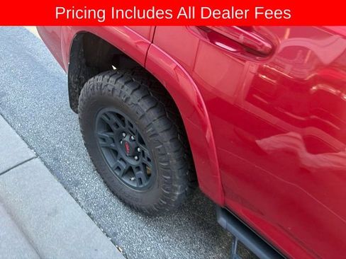 Used 2024 Toyota 4Runner TRD Off-Road Premium w/ Off Road Premium Plus Package AWD/4WD image 13