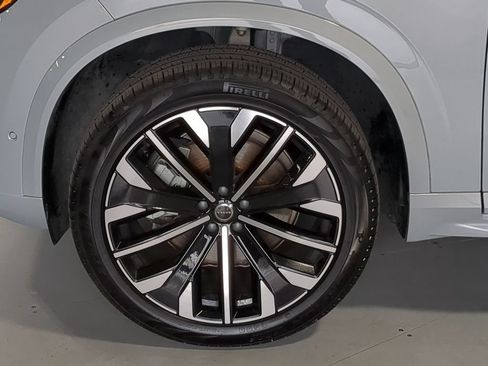 Used 2026 Volvo XC90 B5 Plus w/ Protection Package AWD/4WD image 16