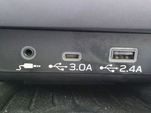 Used 2025 Subaru Outback Limited XT AWD/4WD image 30