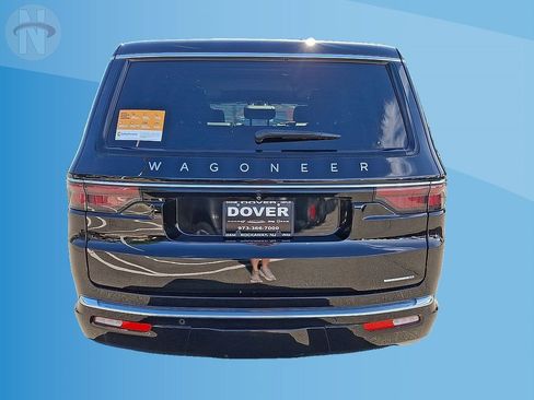 Certified 2024 Jeep Wagoneer Series III w/ Premium Group I AWD/4WD image 23