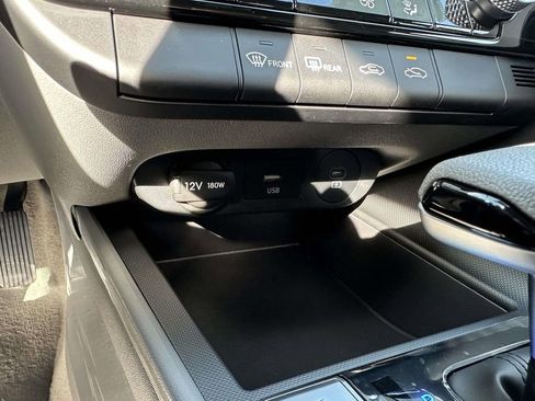 New 2026 Hyundai Elantra Blue image 21