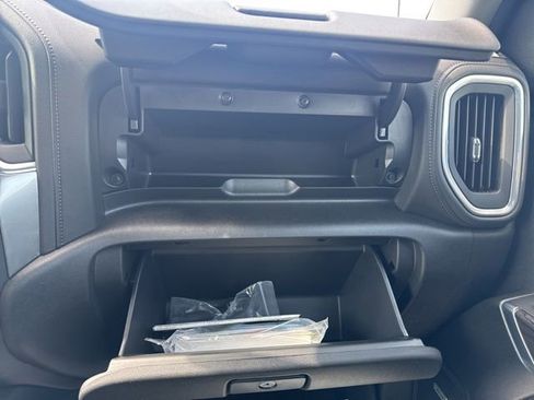 Used 2022 Chevrolet Silverado 1500 LTZ AWD/4WD image 21