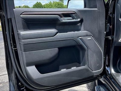Used 2024 GMC Sierra 1500 SLT w/ SLT Premium Plus Package AWD/4WD image 21