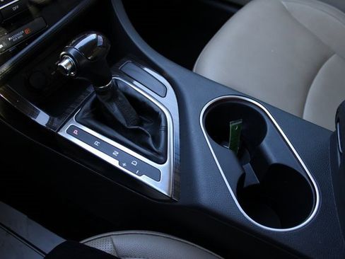 Used 2015 Kia Optima EX image 22