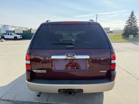 Used 2007 Ford Explorer Eddie Bauer image 7