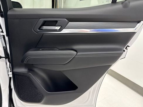 New 2026 GMC Terrain Elevation image 11