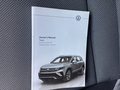 Certified 2024 Volkswagen Taos S FWD image 34
