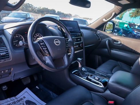 Used 2023 Nissan Armada SL w/ Midnight Edition Package image 8