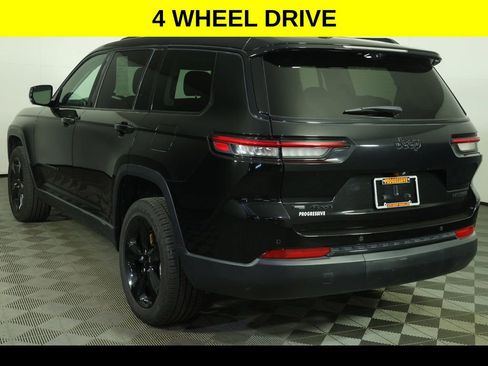 Used 2022 Jeep Grand Cherokee L Limited w/ Luxury Tech Group II AWD/4WD image 5